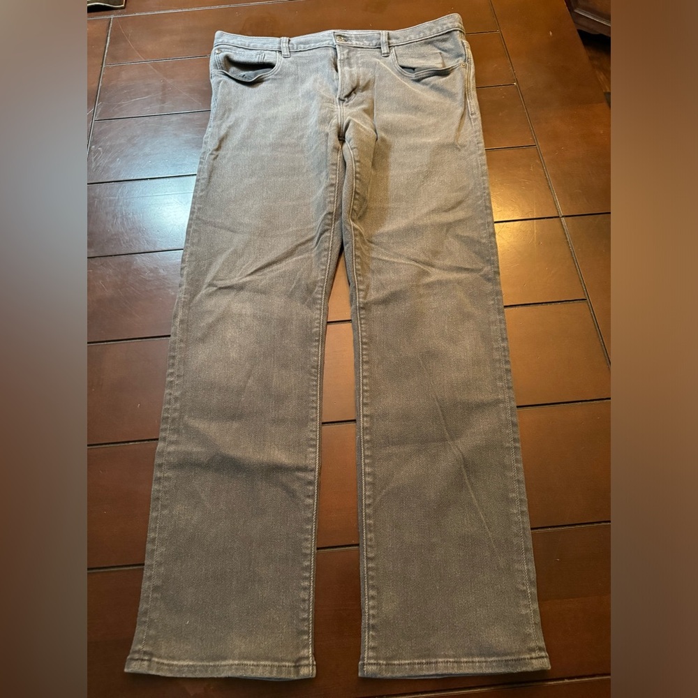 Banana Republic the traveler jeans